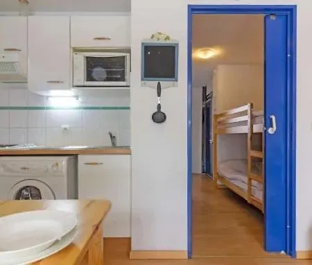 Luz Studio Double Cabine En Rdc Avec Terrasse Classe 2 Etoiles Apartmán *